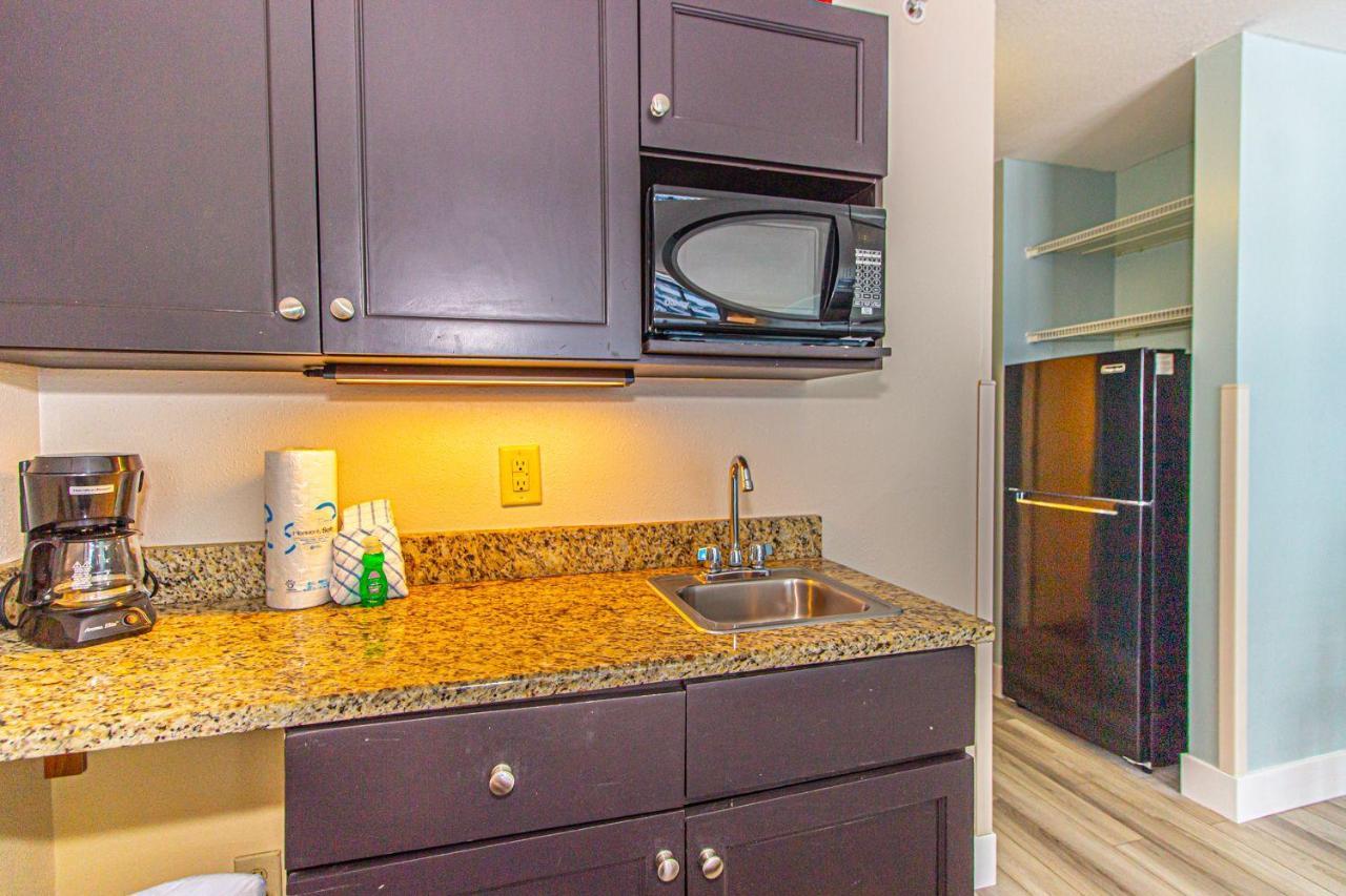 Landmark Resort King Suite Unit 710 Beautifully Updated Sleeps 4 Myrtle Beach Zimmer foto